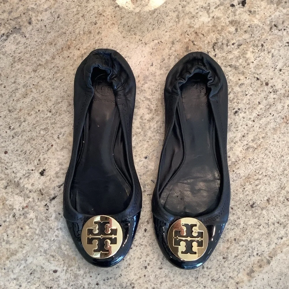 Tory Burch Black Leather Ballet Flats Size 8.5 Patent Toe